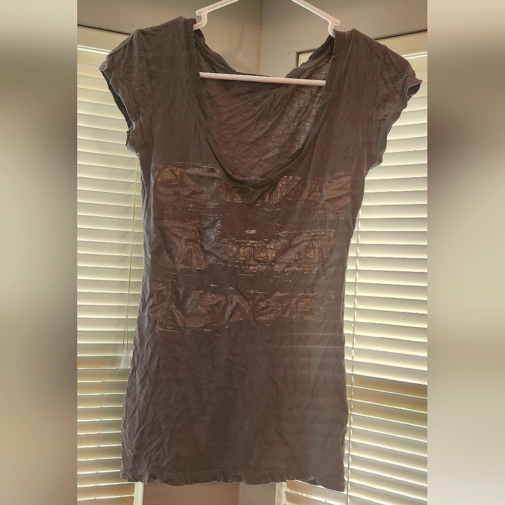 Women's shirt / top